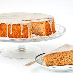 Carrot cake with orange honey